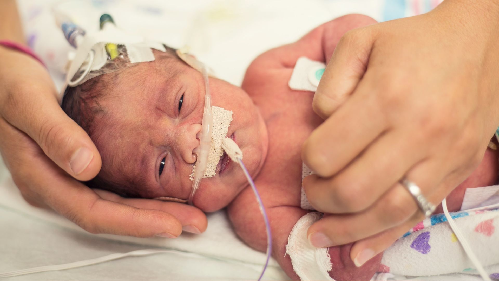 Baby Frühchen Neugeboren Arzt Klinik Krankenhaus Leid Behinderung