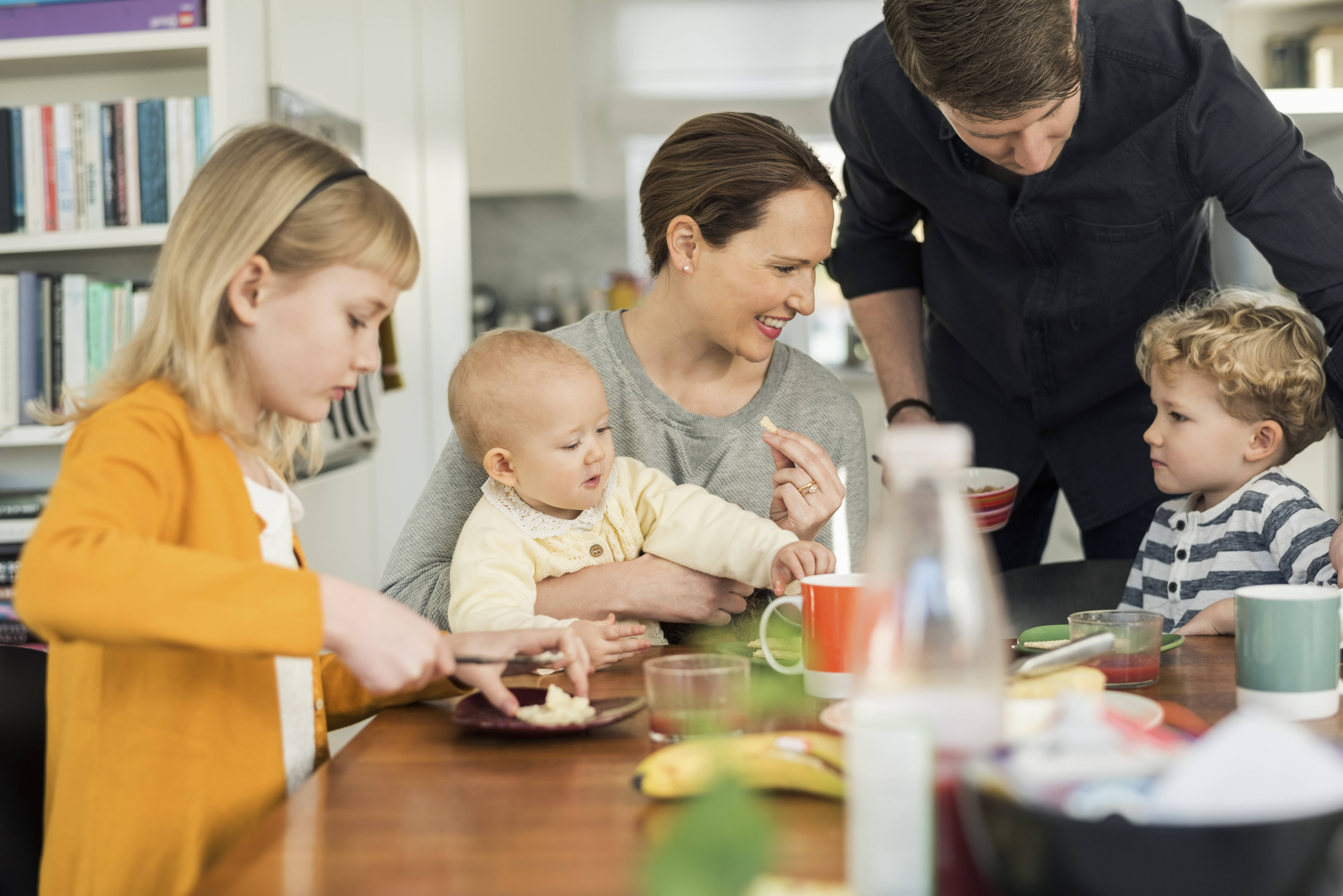 Familie mit drei Kindern